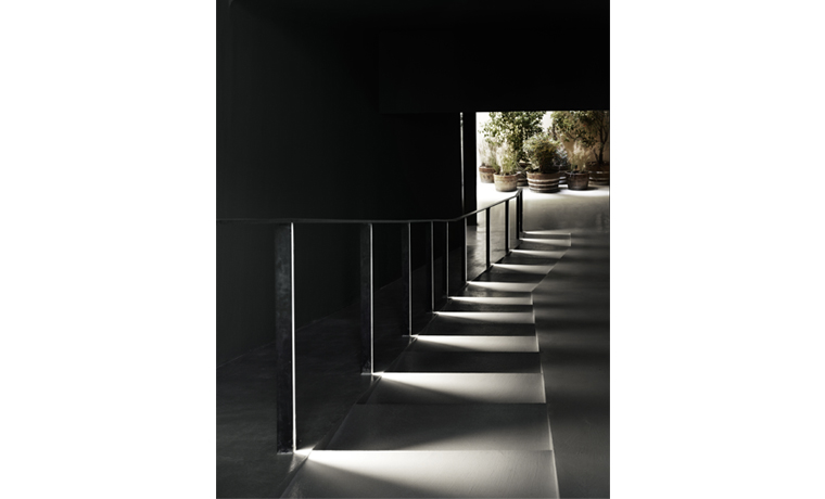 SHOWROOM-SC-02